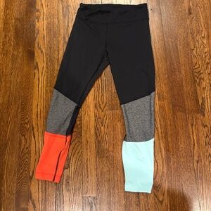 Lululemon Size 8 Black, Teal, Pink, Grey Leggings